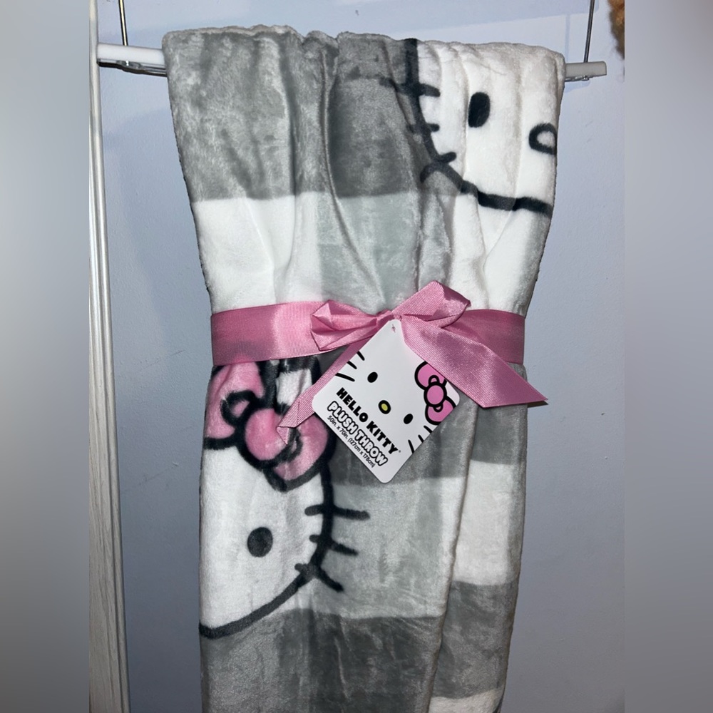 Hello Kitty VIRAL Grey Plush Throw
